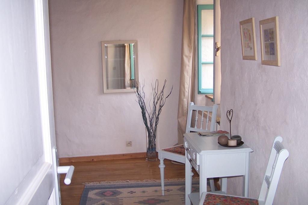 Salomony Chambre D'Hotes Marcols-les-Eaux Номер фото