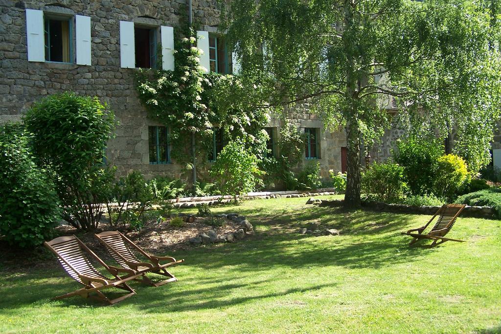 Salomony Chambre D'Hotes Marcols-les-Eaux Экстерьер фото