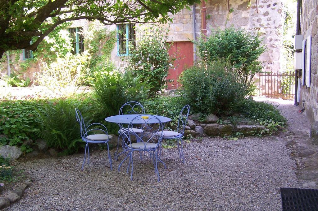 Salomony Chambre D'Hotes Marcols-les-Eaux Экстерьер фото